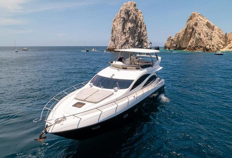 75-foot Sunseeker Manhattan near the rock formations of Land's End