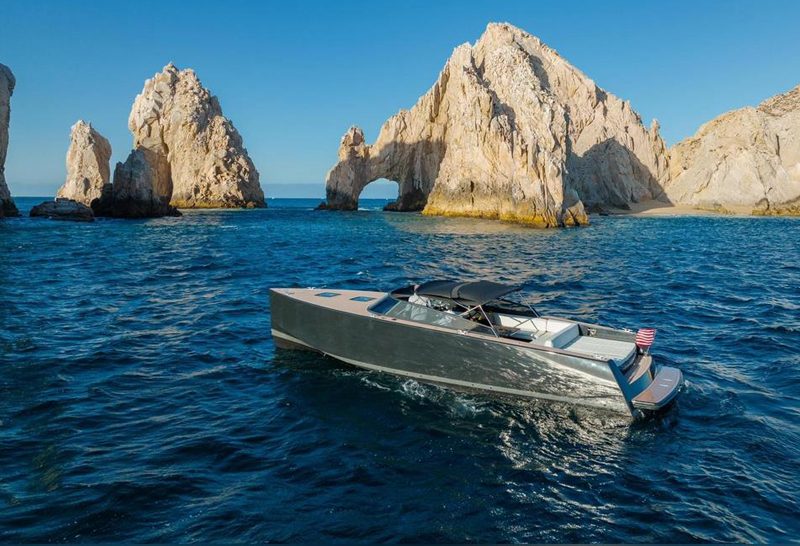 40-foot VanDutch cruising near El Arco at Land's End